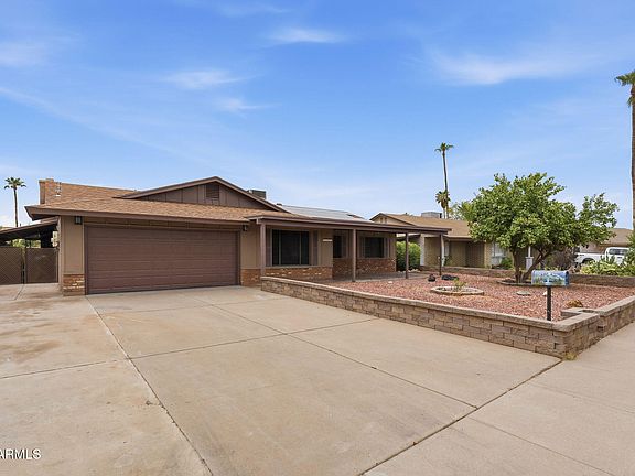 2nd image of 11002 N 45TH Avenue