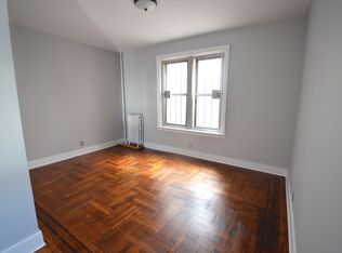347 McDonald Ave APT 4B, Brooklyn, NY 11218