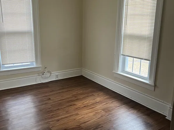 110 Gilbert St, Le Roy, NY