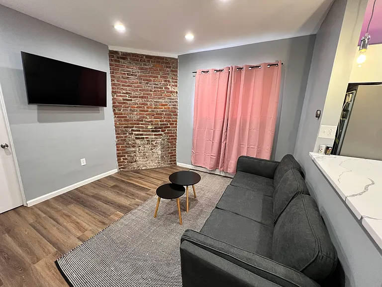 3932 Vinceton St #3 — Photo 1