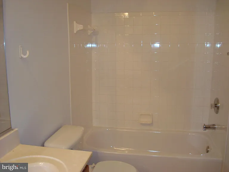 7418 Hindon Cir #B1203 — Photo 12