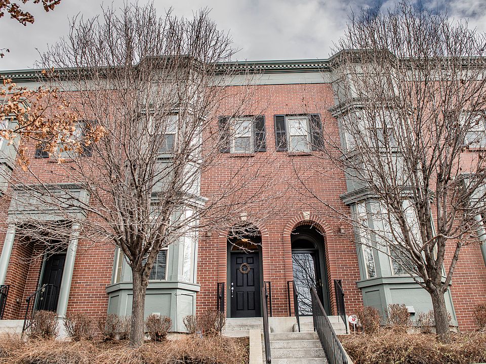 Rare Row Home in Stapleton