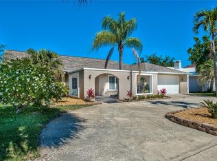 5117 S Shore Dr, New Port Richey, FL 34652