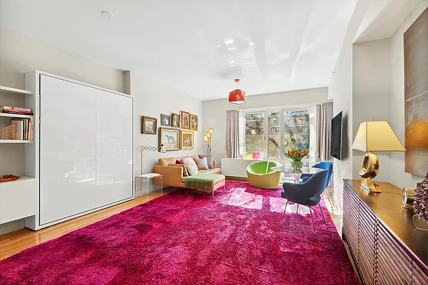 Sold by Compass | media 1