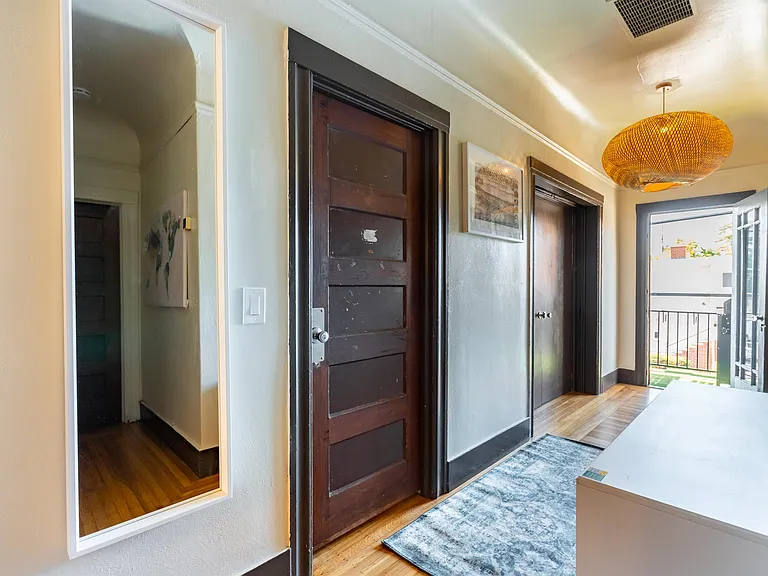 2427 Ellsworth St — Photo 118