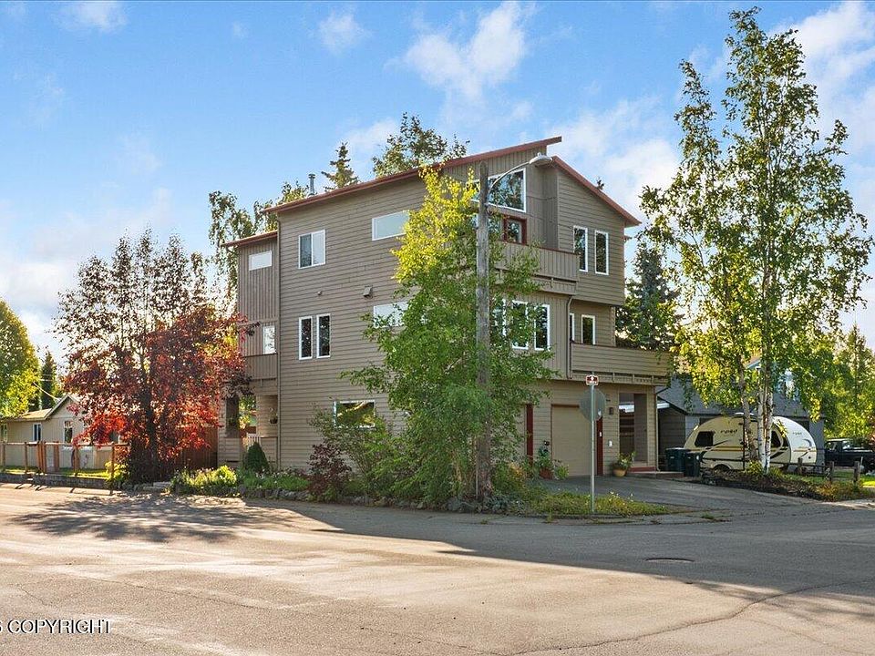 1st image of 1401 Latouche St #2