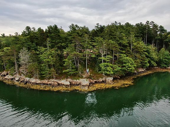 2nd image of 53 Abbott Cove Rd