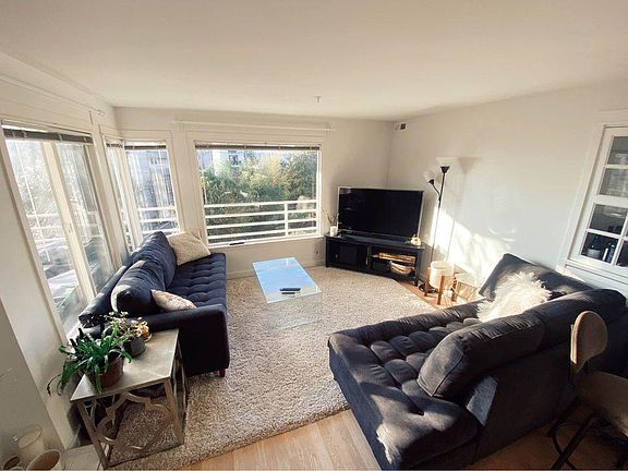 2nd image of 622 6th Ave W 201 #201