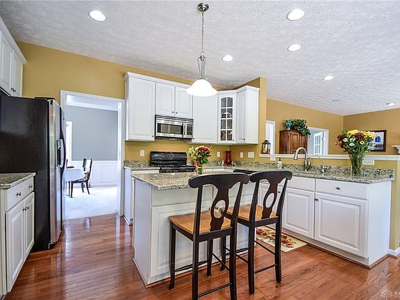 3rd image of 5309 Tall Oaks Ct