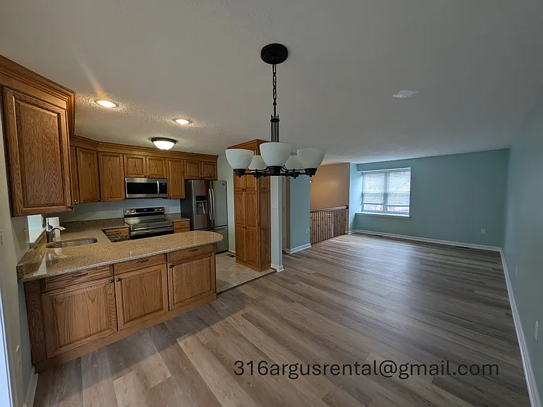 316 Argus Ln — Photo 6