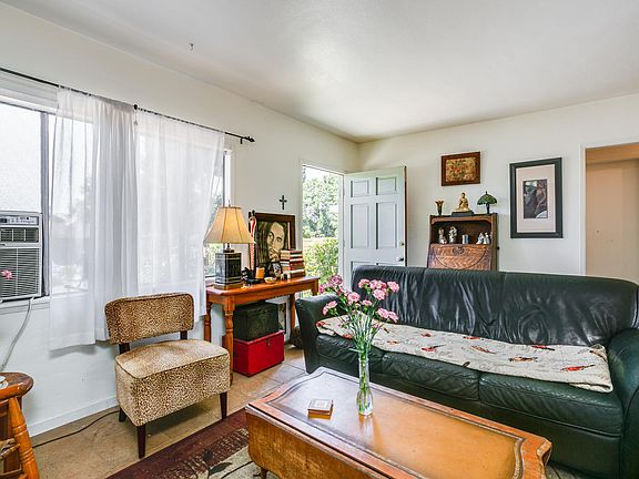 5th image of 1151 Woodland Ave