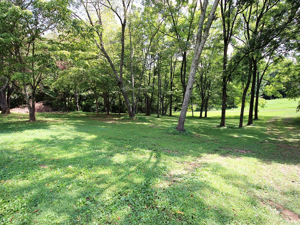 2nd image of 2701 Burgess Gower Rd