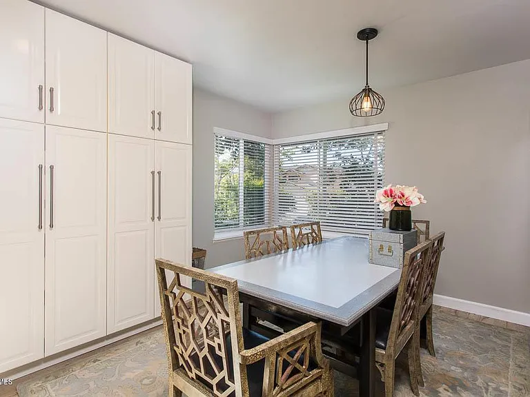 460 Phlox Ct — Photo 6