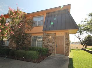 915 Cedar Ter, Cedar Hill, TX 75104