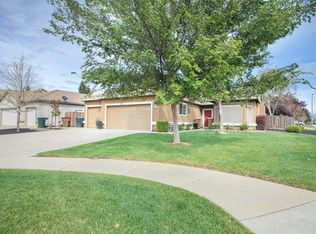 215 Chambers Dr, Lincoln, CA 95648