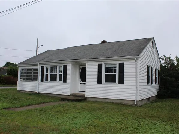 242 Fiat Ave, Cranston, RI 02910