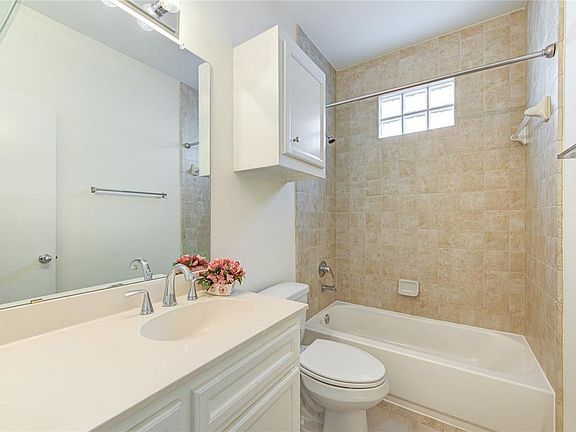 5th image of 11508 Main Cedar Dr