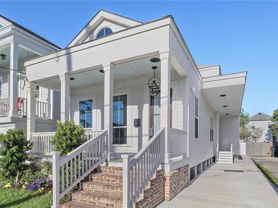 2608 Robert St, New Orleans, LA, 70115