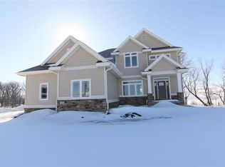 140 Onyx Ct, Oregon, WI 53575