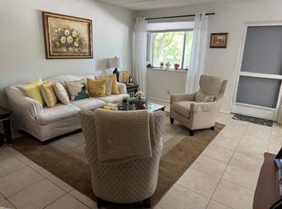 3000 Springdale Blvd APT V204, Palm Springs, FL 33461