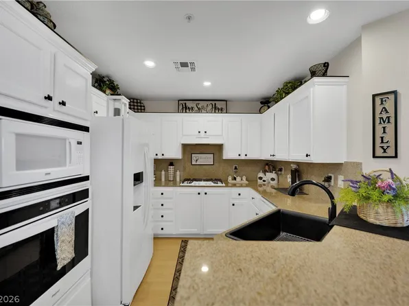 83 E Agate Ave Unit 305, Las Vegas, NV 89123