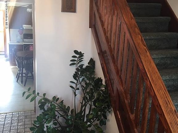 5th image of 1223 Dartmouth St