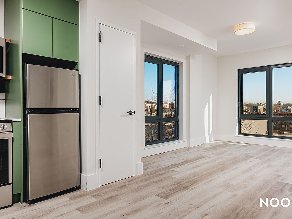 1st image of 1510 Gates Ave #510