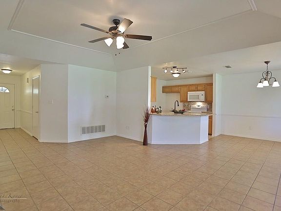 4th image of 802 Tanglewood Dr