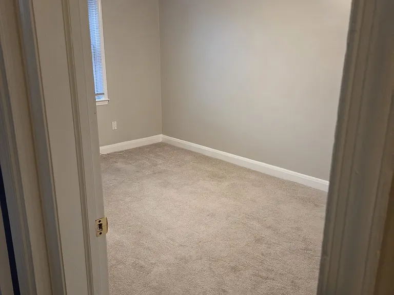 3231 E Northern Pkwy — Photo 20