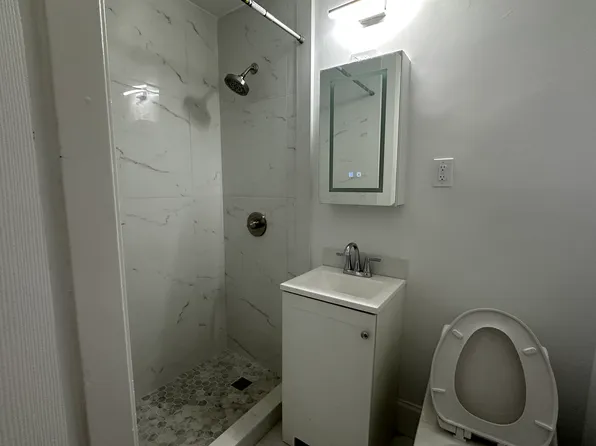 484 Commonwealth Ave APT 4, Boston, MA 02215