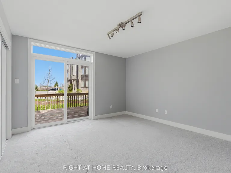 2060 Meadowgate Blvd #10 — Photo 8