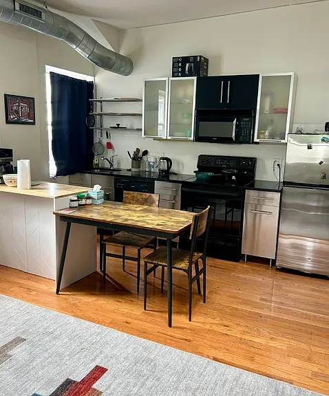 249 S 10th St #3R — Photo 3