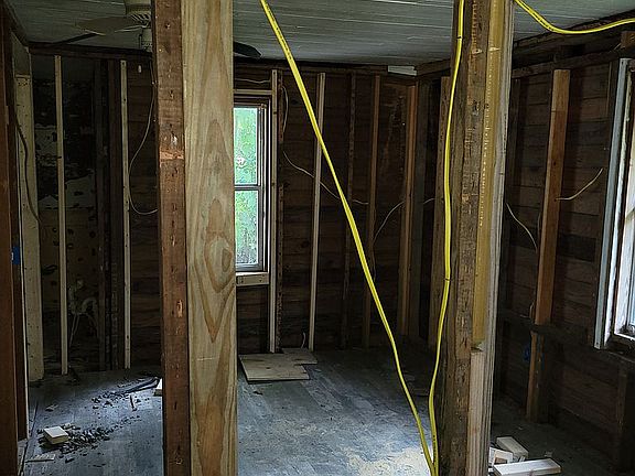 5th image of 20599 SE Camelia Dr