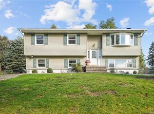89 Ohio Ave, Congers, NY 10920