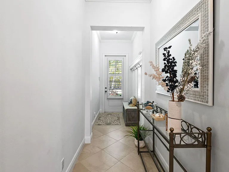 106 Ocean Breeze Dr — Photo 4