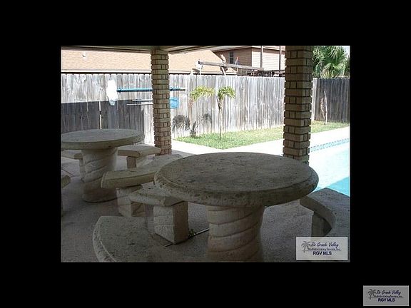 5th image of 1545 Capistrano Dr