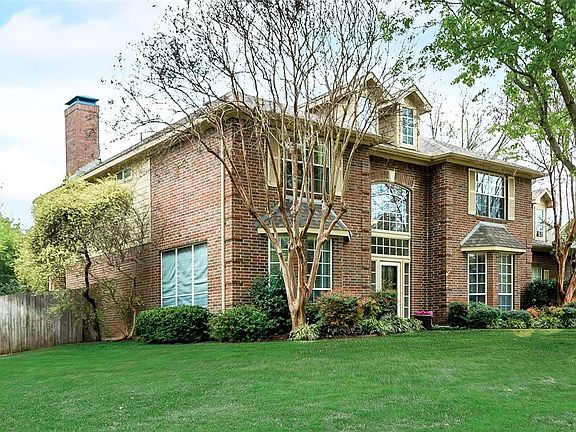 4th image of 108 Belmont Place Cir