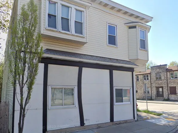 5862 W Washington St APT 1, Milwaukee, WI 53214