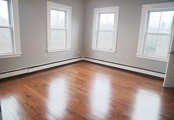3rd image of 11 Quincy St #11B