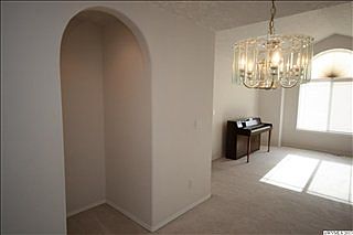 3rd image of 4966 Rebecca St NE