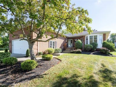 27 Hampton Hill Dr, Buffalo, NY, 14221