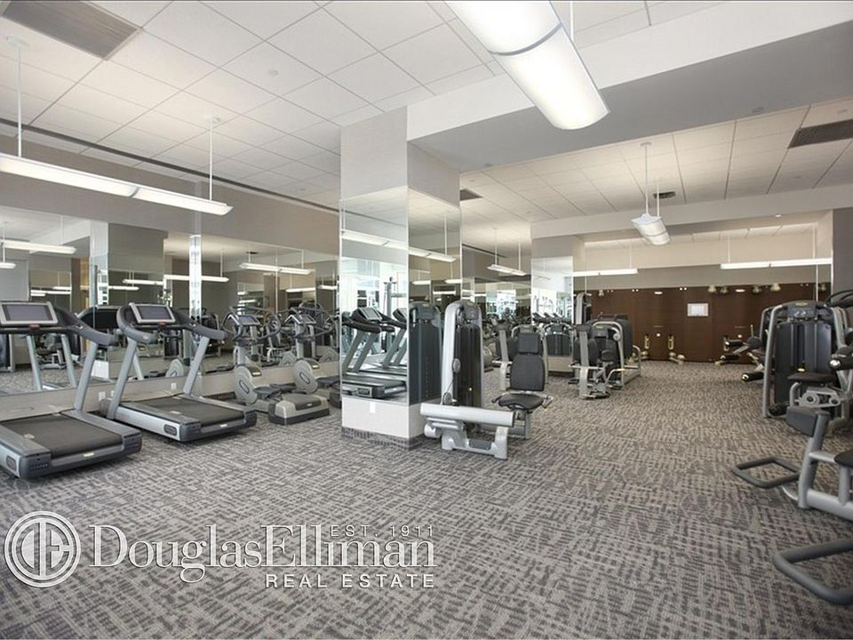 2nd image of 1510 Lexington Ave APT 3N