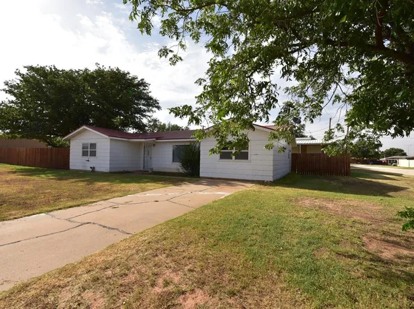 1501 Cook St, Littlefield, TX 79339