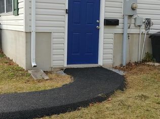 388 Universe Dr #B, Martinsburg, WV 25404