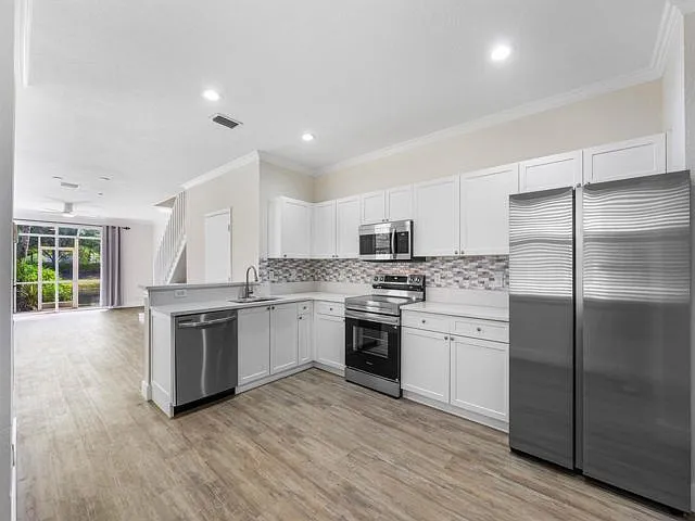 2482 Cordoba Bnd — Photo 18