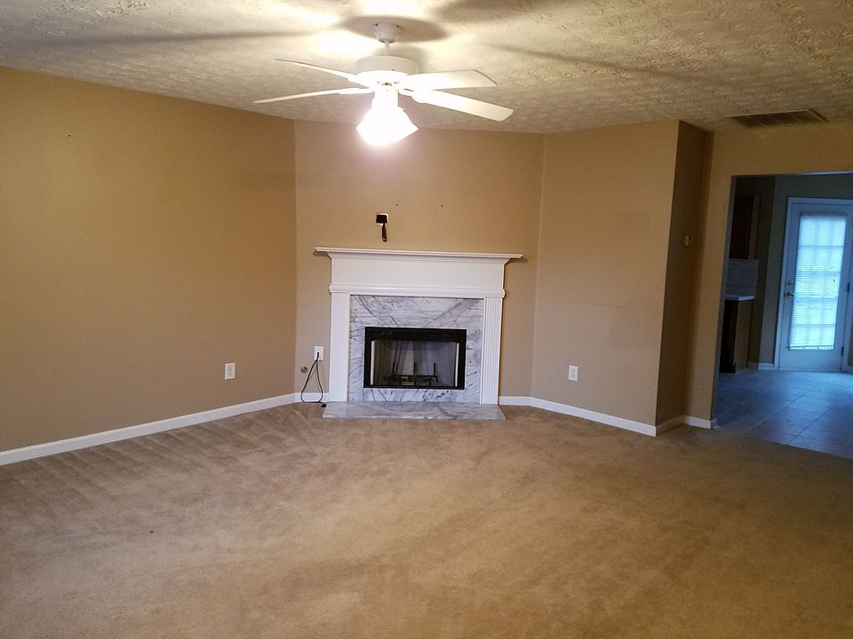 Family Room - Fireplace