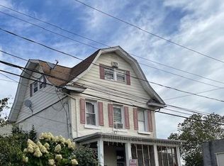 90 De Witt Pl, Hackensack, NJ 07601