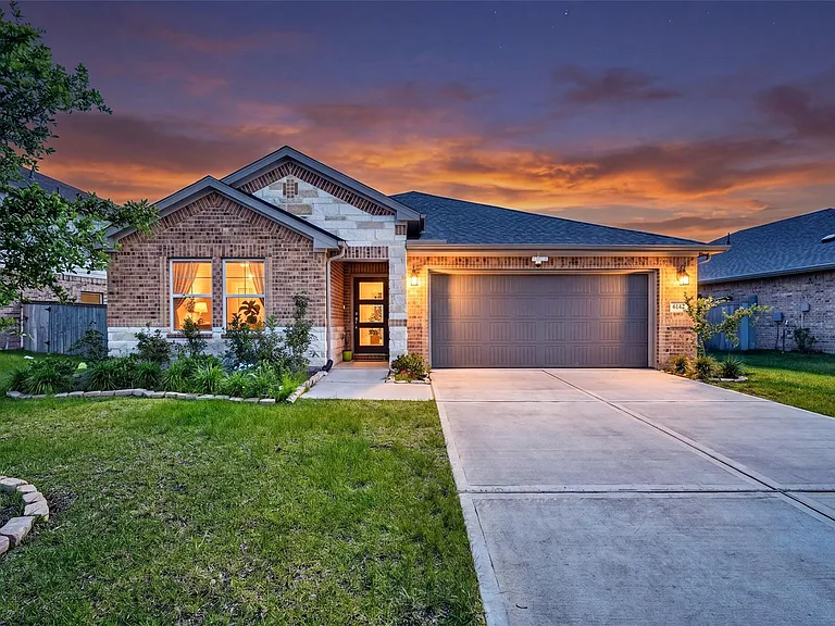 6342 Buffalo Bend Ln — Photo 1