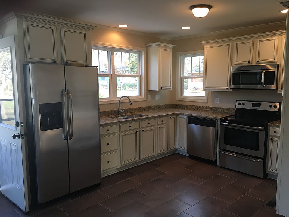Beautiful all new kitchen
