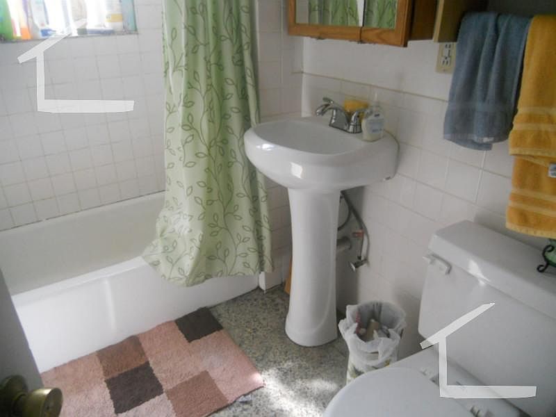 2nd image of 17 Scottfield Rd